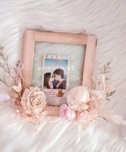 Dainty Floral Frame