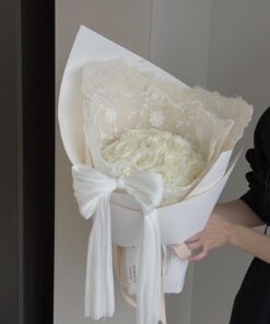 Lace Moonlight / 蕾丝白月光