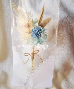 Petite Preserved Bouquet blue 1