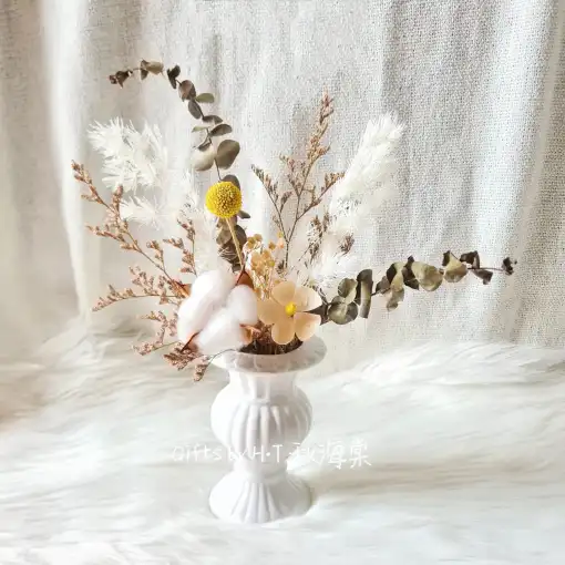 flowers that endure the benefits of preserved blooms
