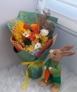 Scented Roses Everlasting flower and rabbit